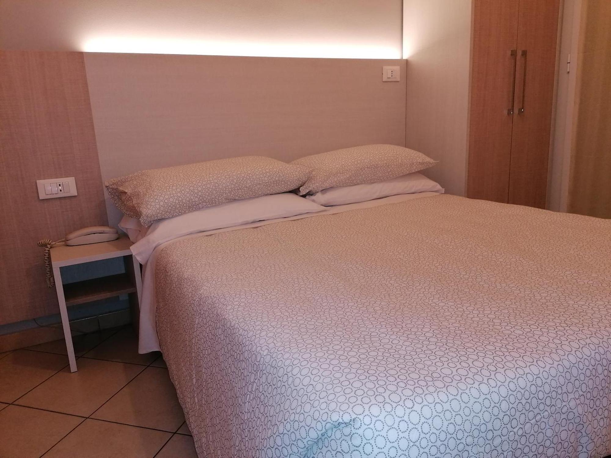 Hotel Andrea'S 리미니 객실 사진