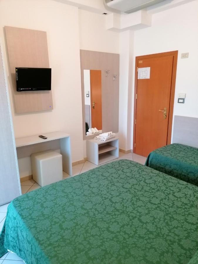 Hotel Andrea'S 리미니 외부 사진