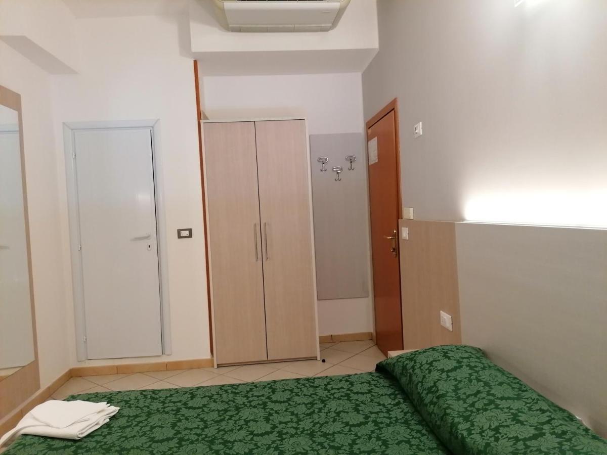 Hotel Andrea'S 리미니 외부 사진